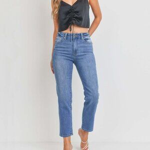 Classic Slim Straight Jean